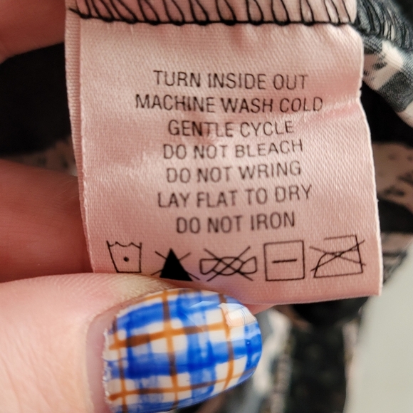 George Shiny Black And Cream Floral Tank Blouse Size Medium - Picture 7 of 7